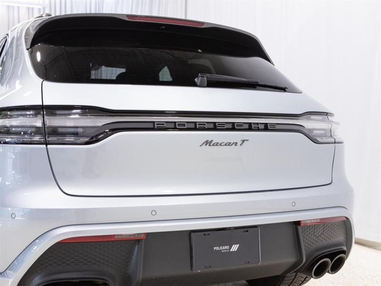 2025 Porsche Macan T AWD Photo