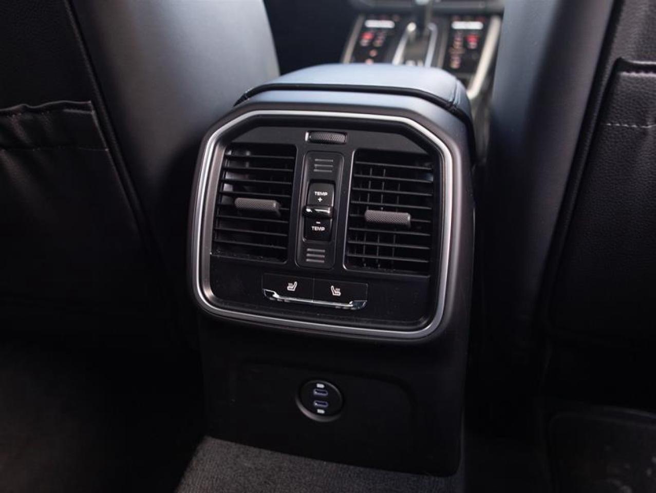 2025 Porsche Macan T AWD Photo