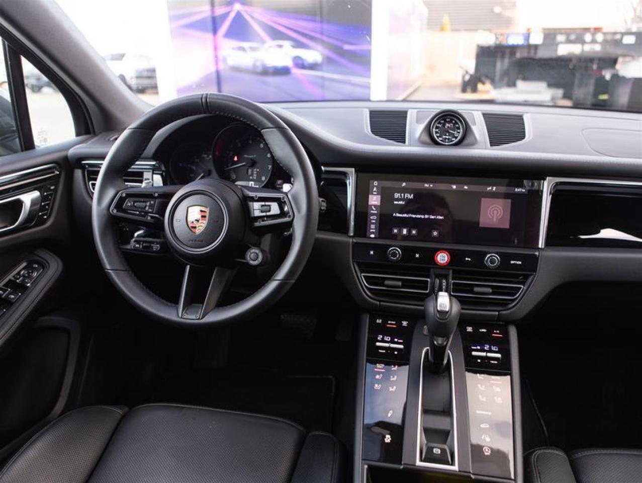 2025 Porsche Macan T AWD Photo