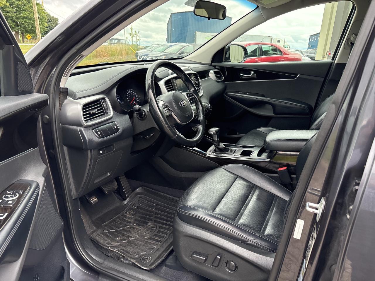 2019 Kia Sorento EX 2.4, AWD, CarPlay! Photo