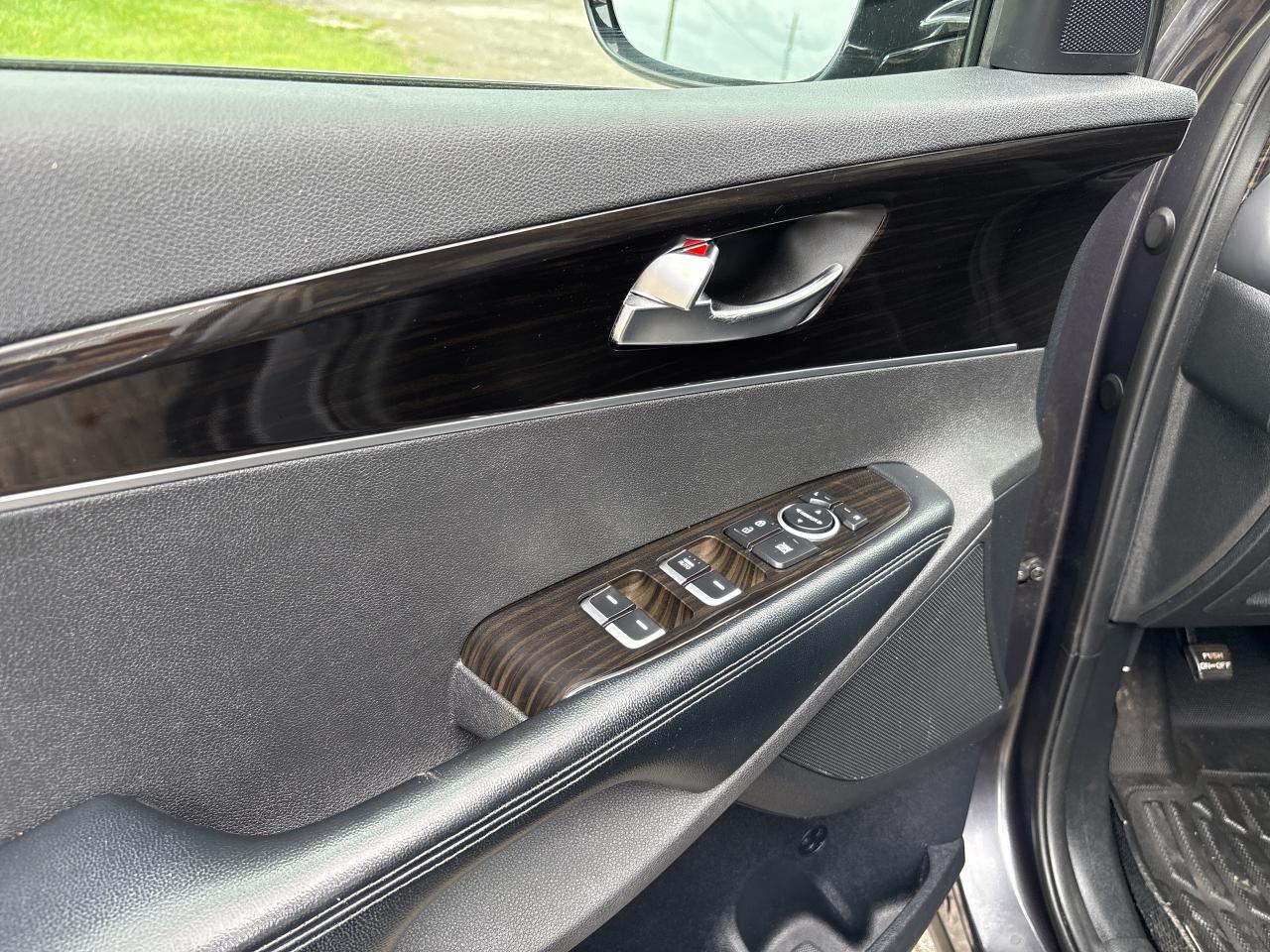 2019 Kia Sorento EX 2.4, AWD, CarPlay! Photo