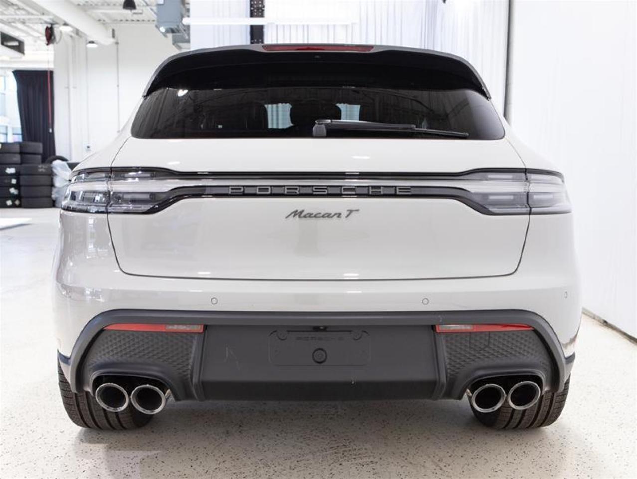 2026 Porsche Macan T AWD Photo