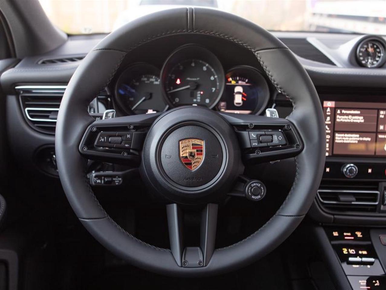 2026 Porsche Macan T AWD Photo