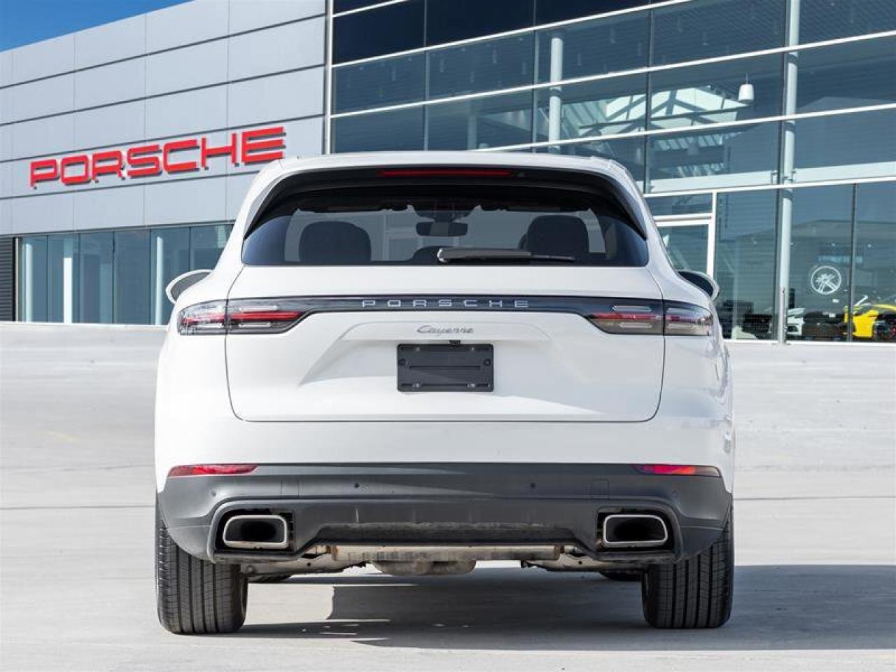 2023 Porsche Cayenne AWD Premium Pkg Soft Close Doors Heated Windshield Photo