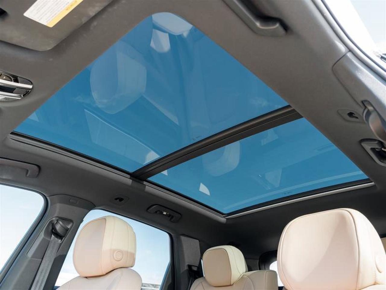 2023 Porsche Cayenne AWD Premium Pkg Soft Close Doors Heated Windshield Photo