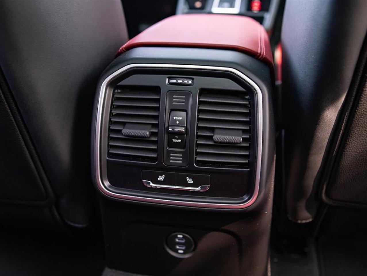 2025 Porsche Macan T AWD Photo