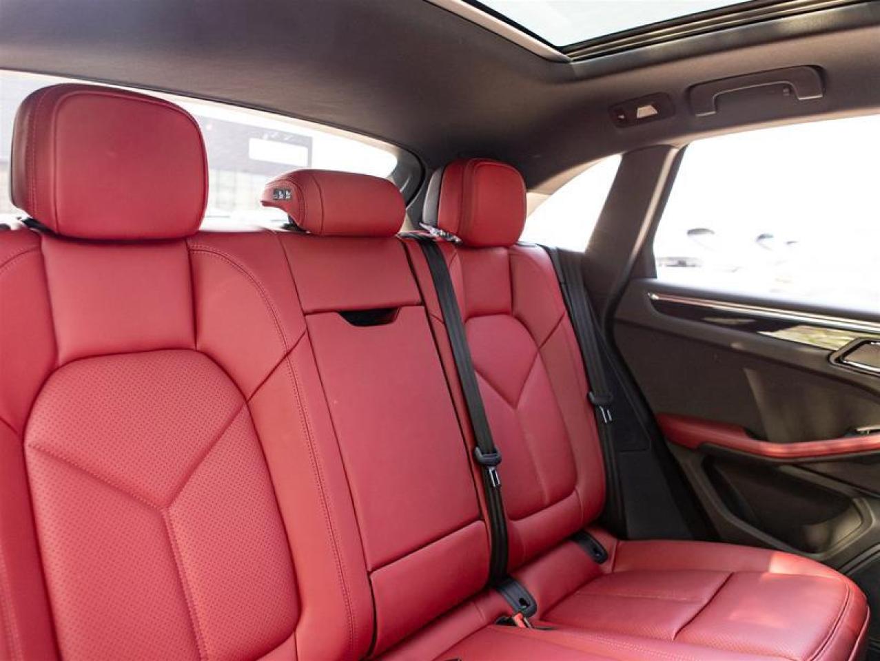 2025 Porsche Macan T AWD Photo