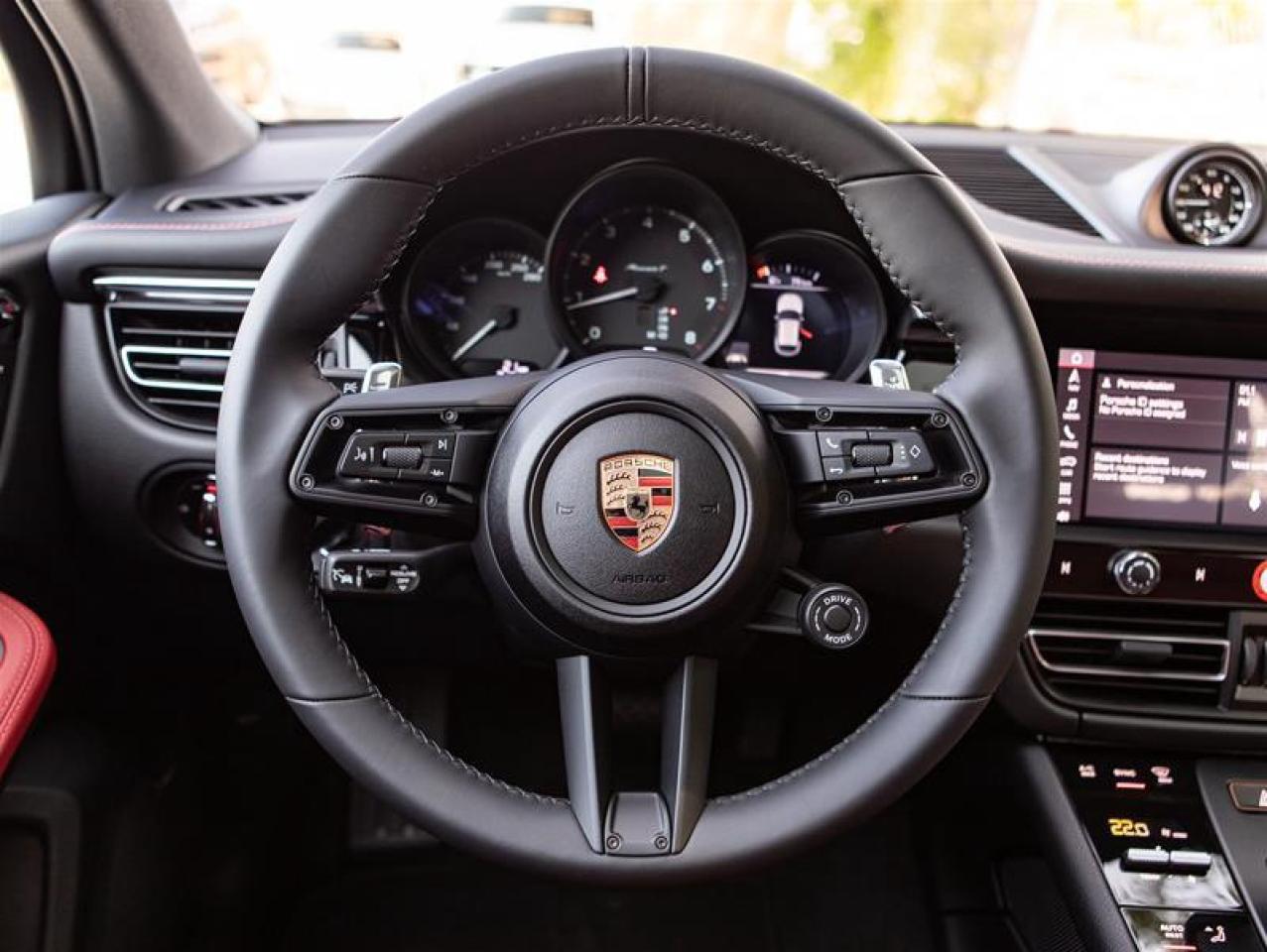 2025 Porsche Macan T AWD Photo