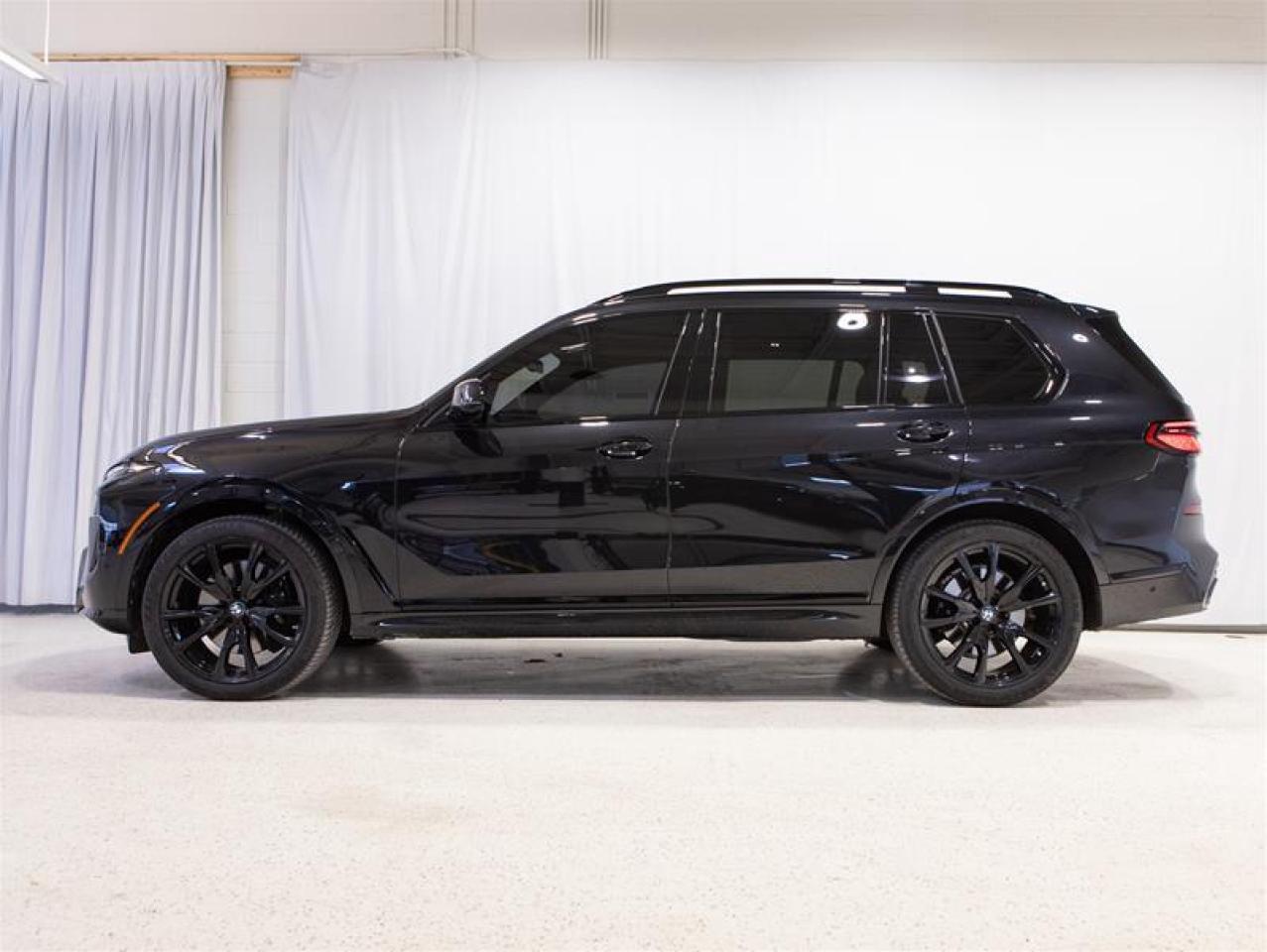 2024 BMW X7 xDrive40i Photo4