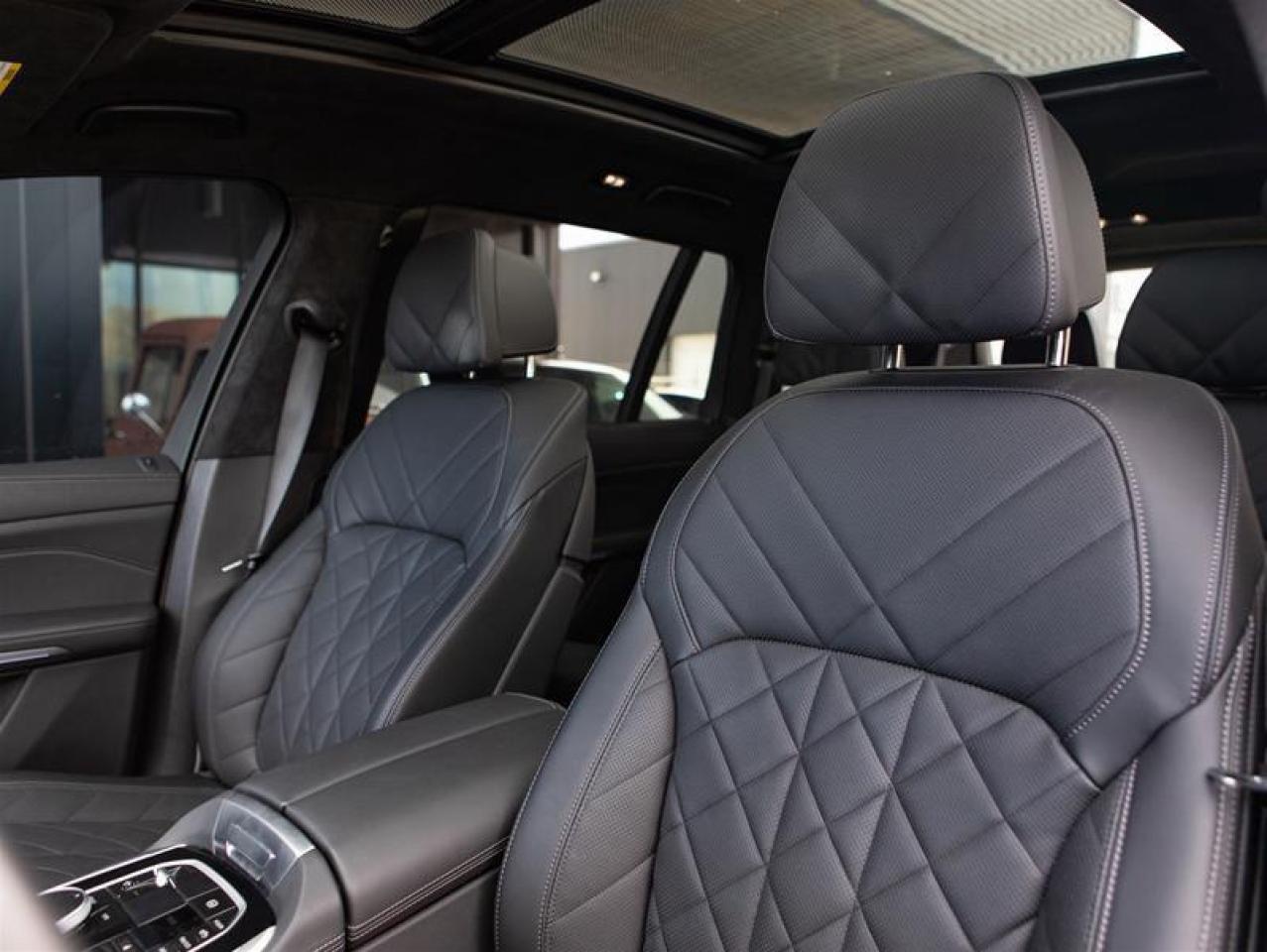 2024 BMW X7 xDrive40i Photo