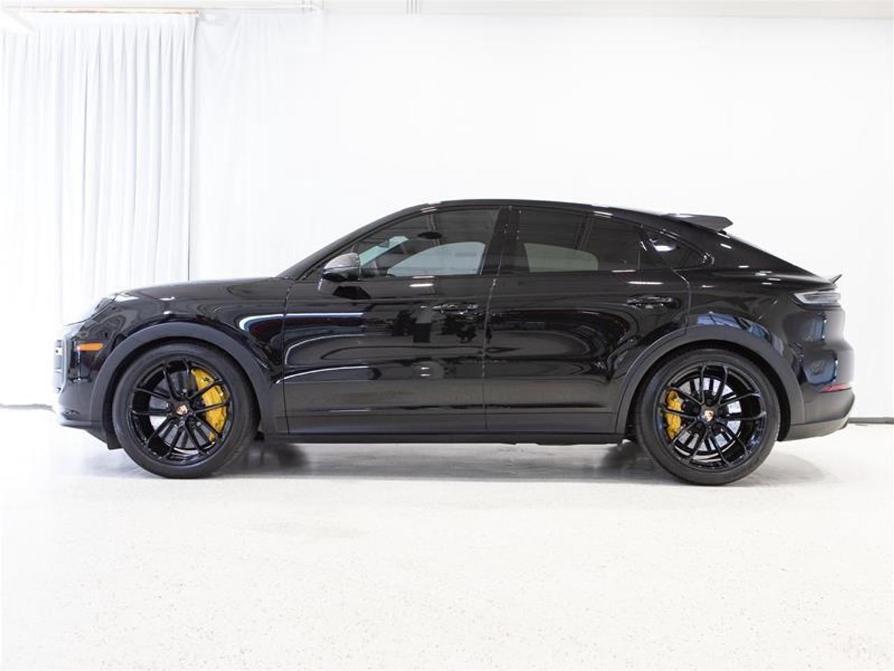 2024 Porsche Cayenne Turbo GT Coupe AWD Photo3