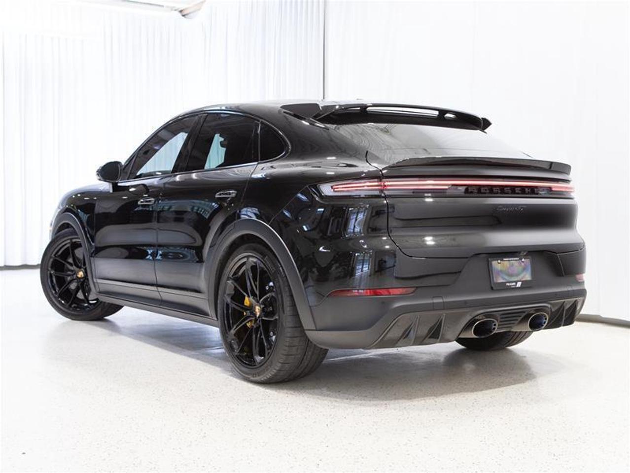 2024 Porsche Cayenne Turbo GT Coupe AWD Photo2
