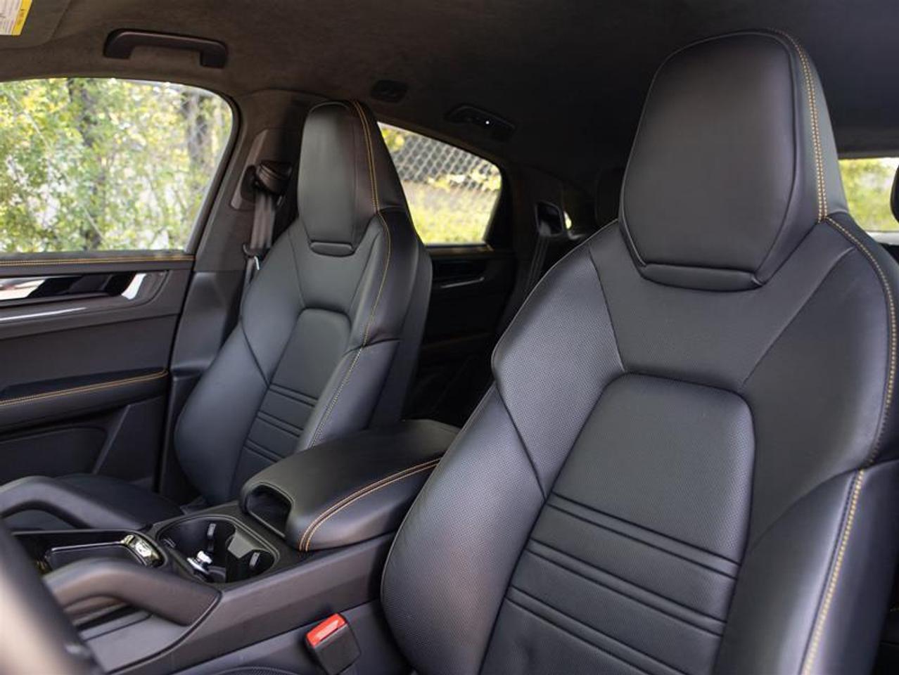 2024 Porsche Cayenne Turbo GT Coupe AWD Photo