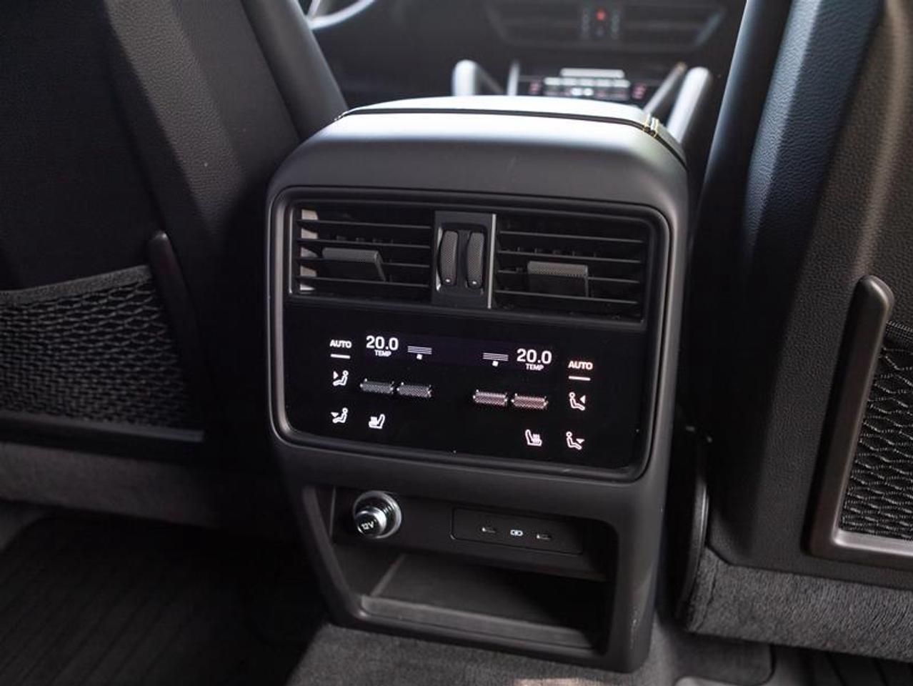 2024 Porsche Cayenne Turbo GT Coupe AWD Photo