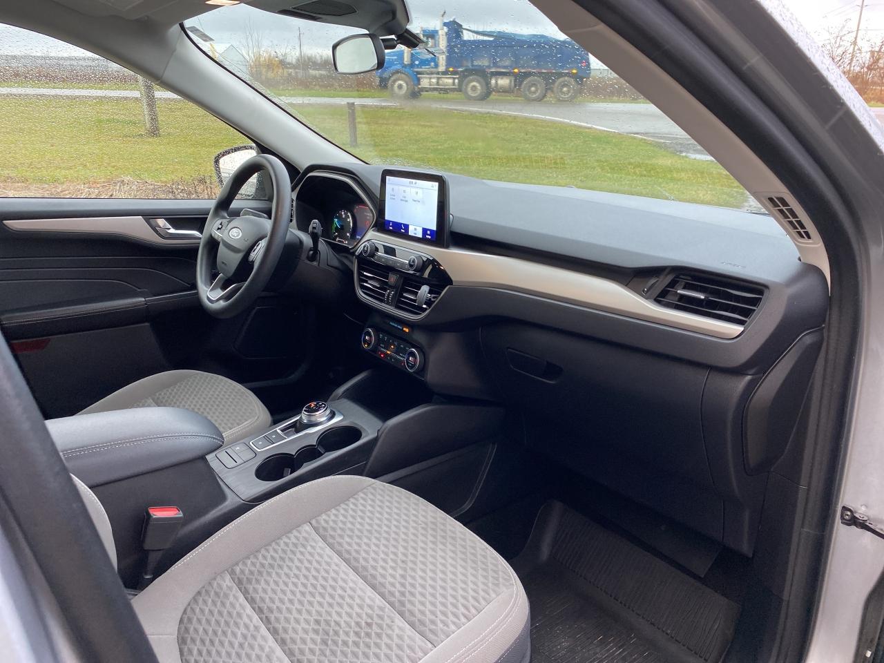 2021 Ford Escape Hybrid, AWD Photo