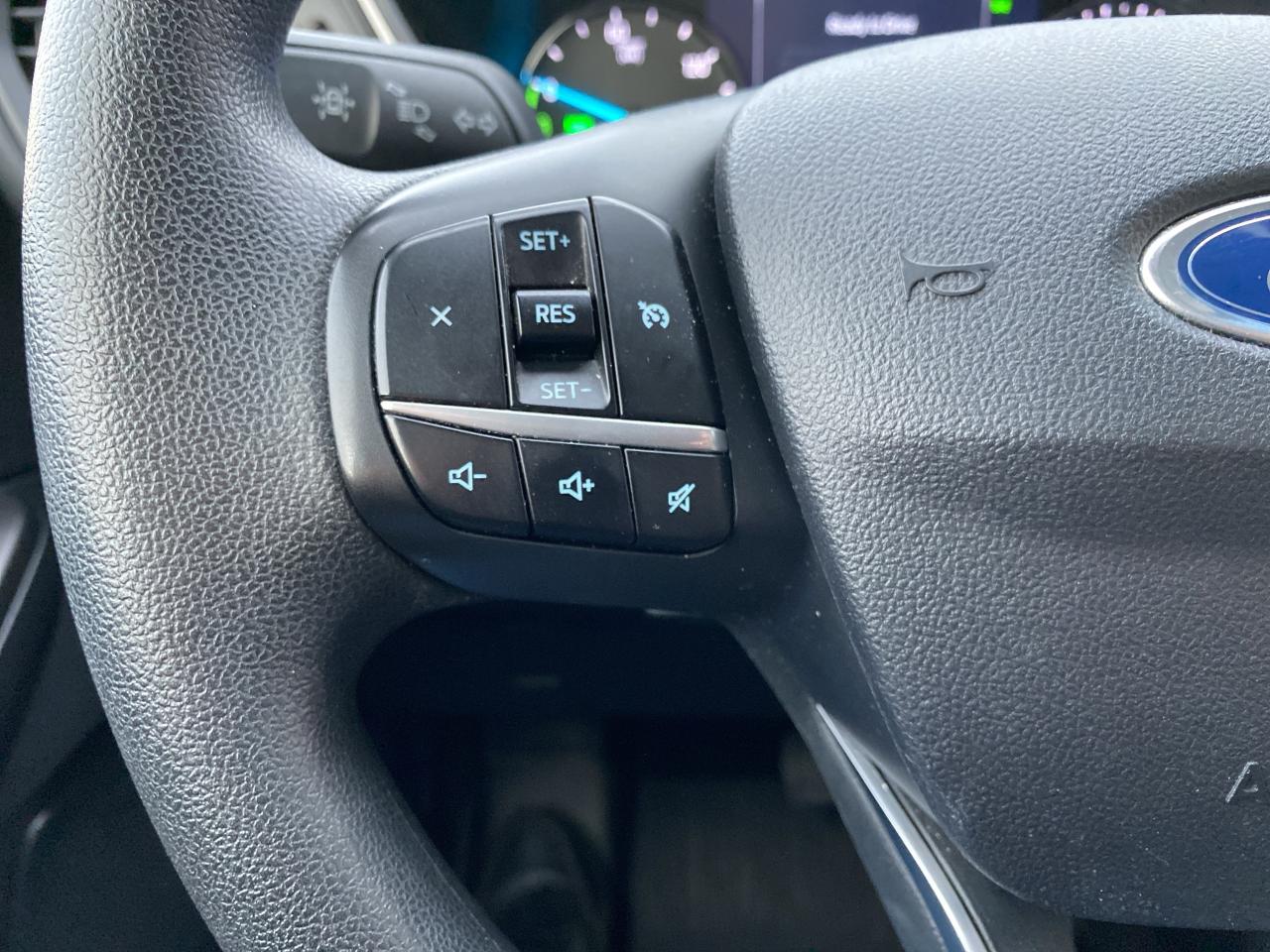 2021 Ford Escape Hybrid, AWD Photo