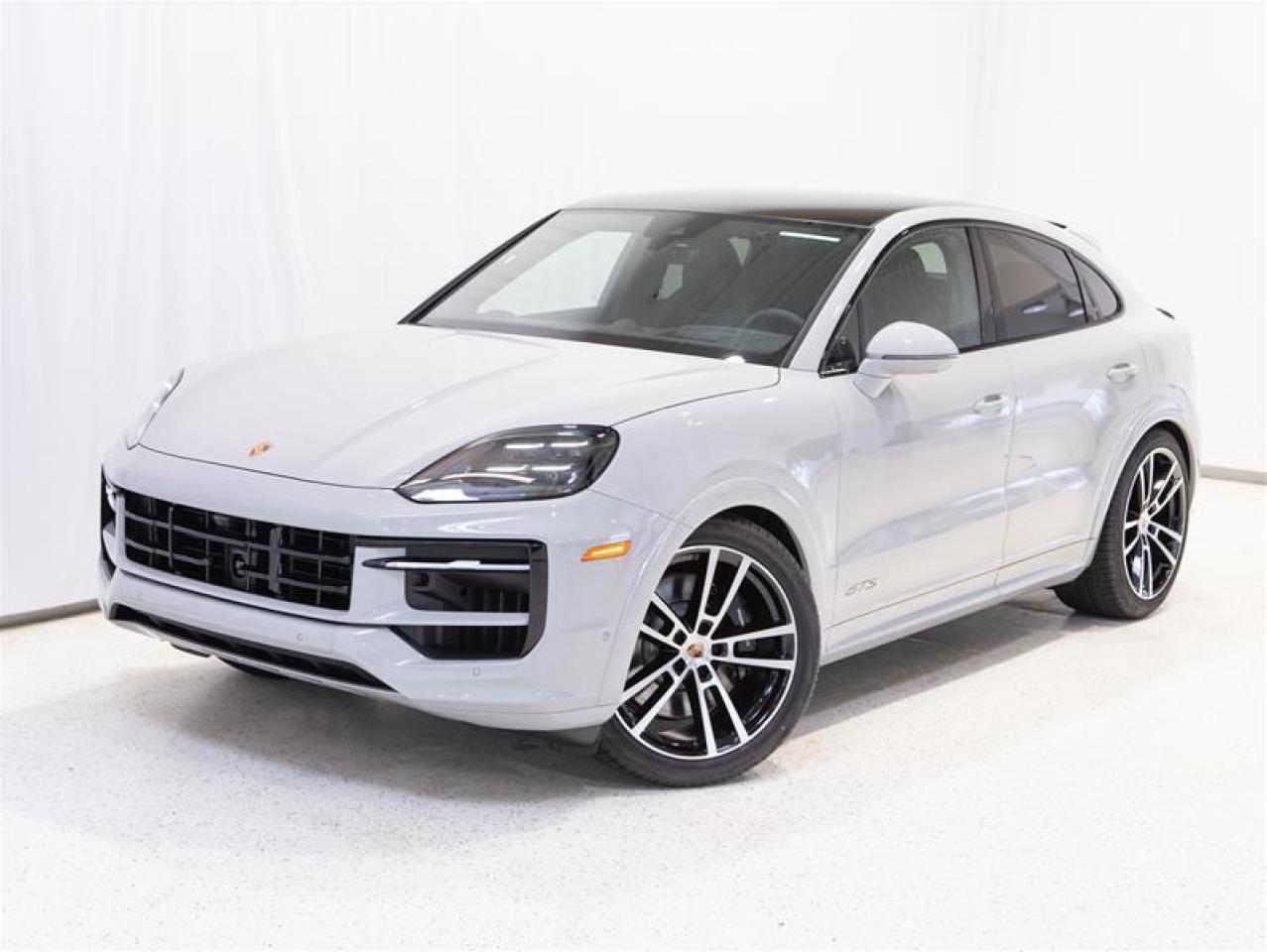 2025 Porsche Cayenne GTS Coupe AWD Photo