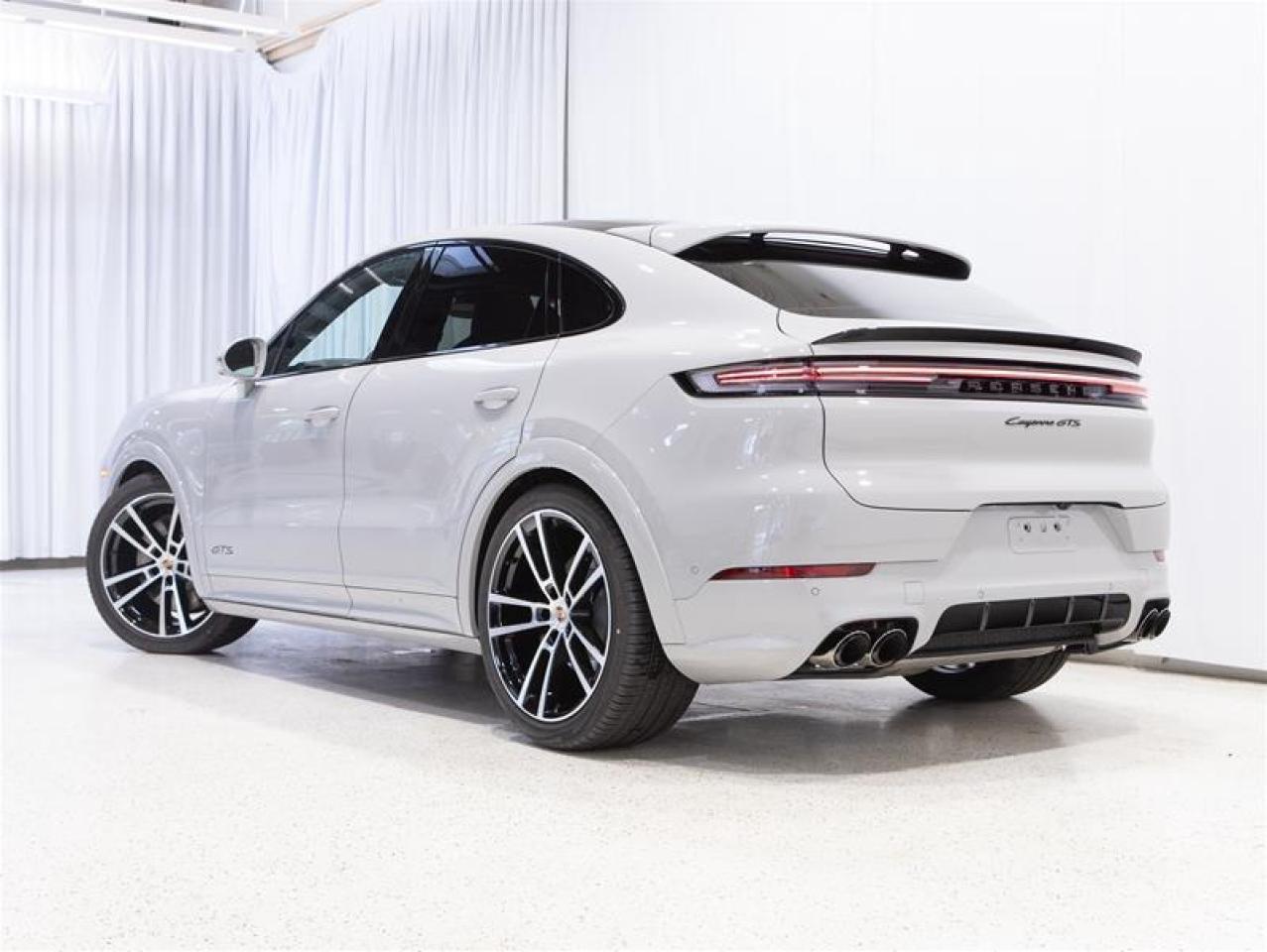 2025 Porsche Cayenne GTS Coupe AWD Photo2