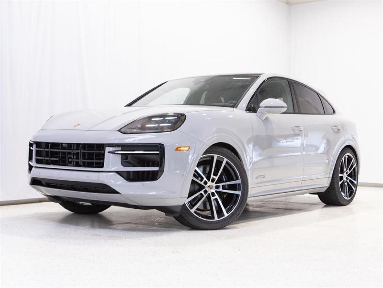 2025 Porsche Cayenne GTS Coupe AWD Photo