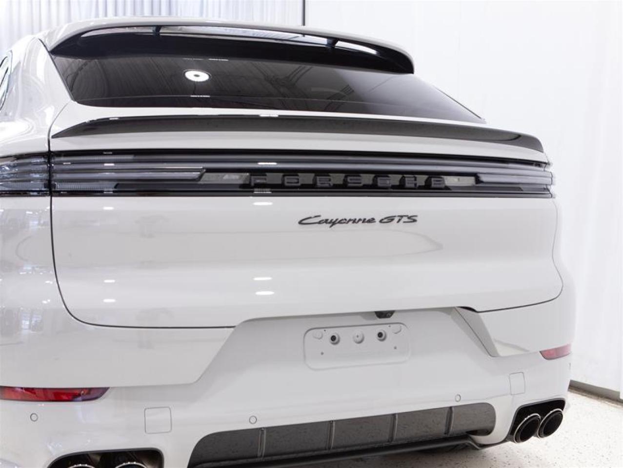 2025 Porsche Cayenne GTS Coupe AWD Photo