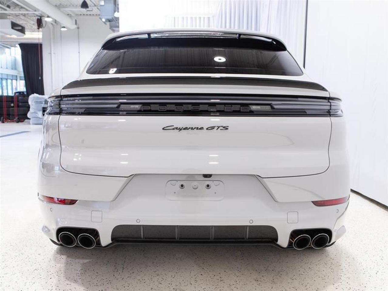 2025 Porsche Cayenne GTS Coupe AWD Photo