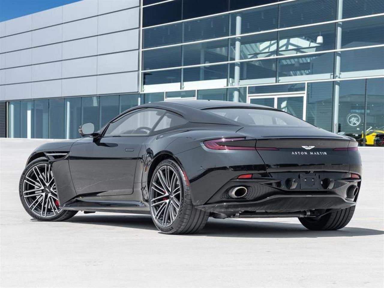 2024 Aston Martin DB12 V8 Coupe Carbon Ceramic Brakes Inspire Sport Duoto Photo3