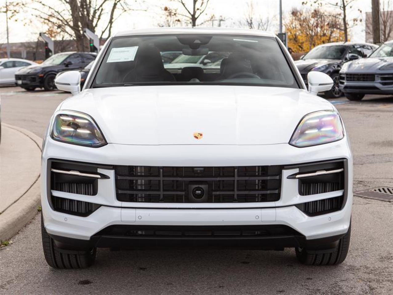 2025 Porsche Cayenne e-Hybrid Coupe AWD Photo
