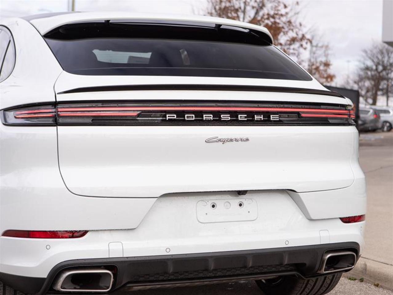 2025 Porsche Cayenne e-Hybrid Coupe AWD Photo