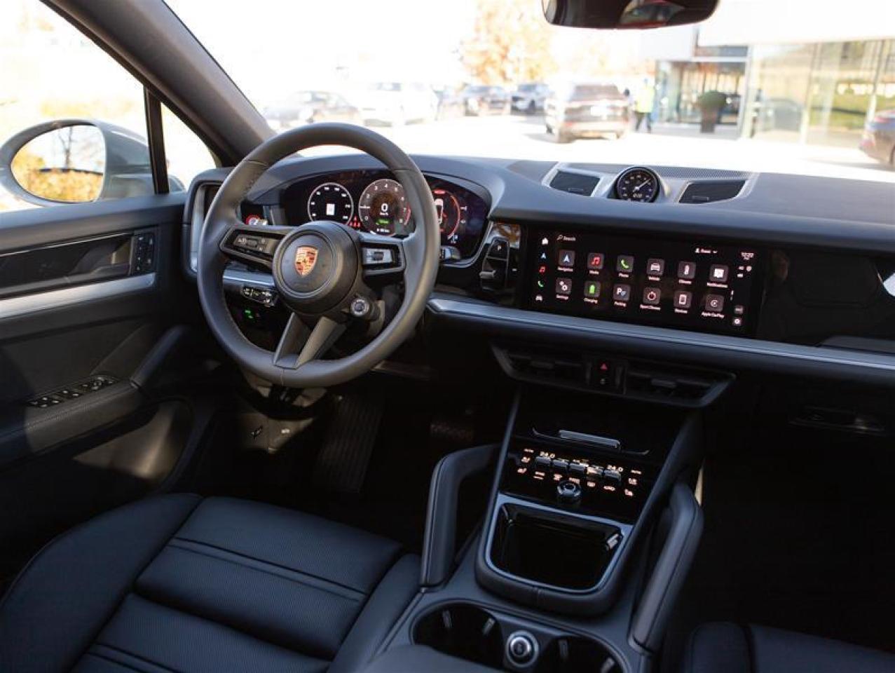 2025 Porsche Cayenne e-Hybrid Coupe AWD Photo