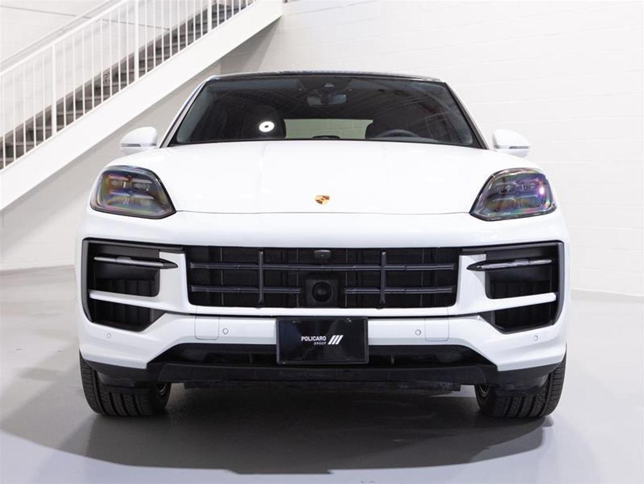 2025 Porsche Cayenne e-Hybrid Coupe AWD Photo