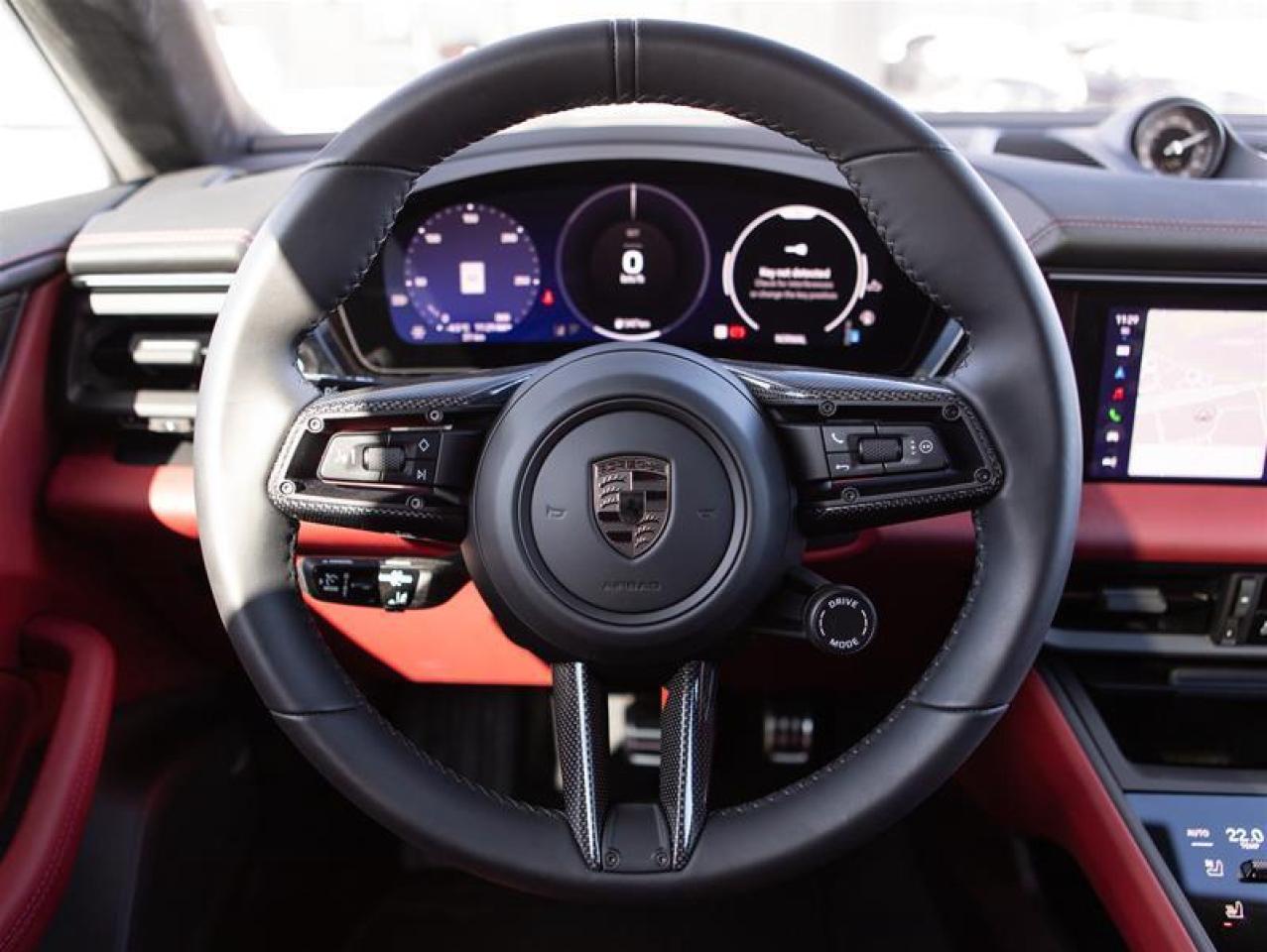 2024 Porsche Macan Electric Turbo AWD Photo