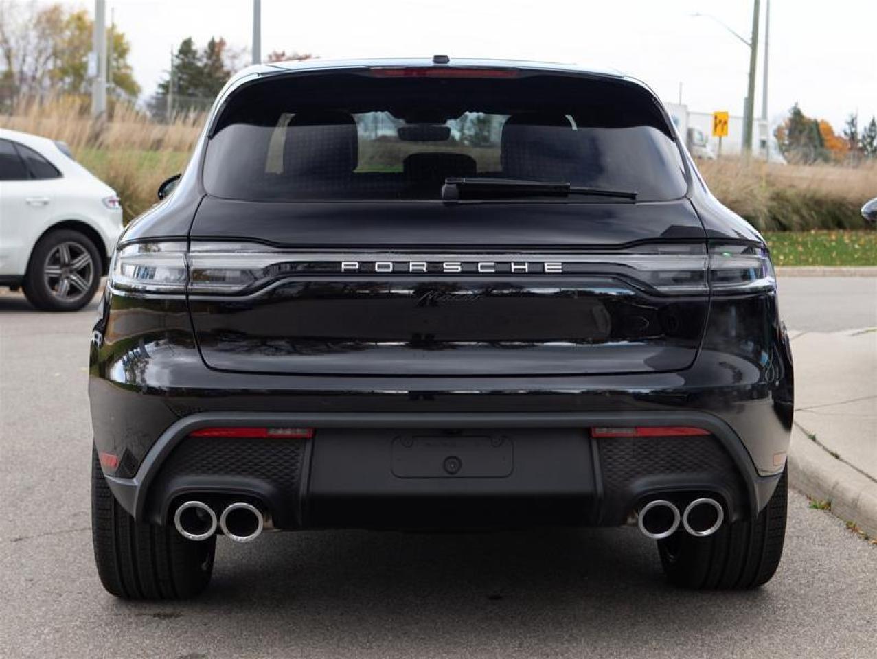 2025 Porsche Macan AWD Photo