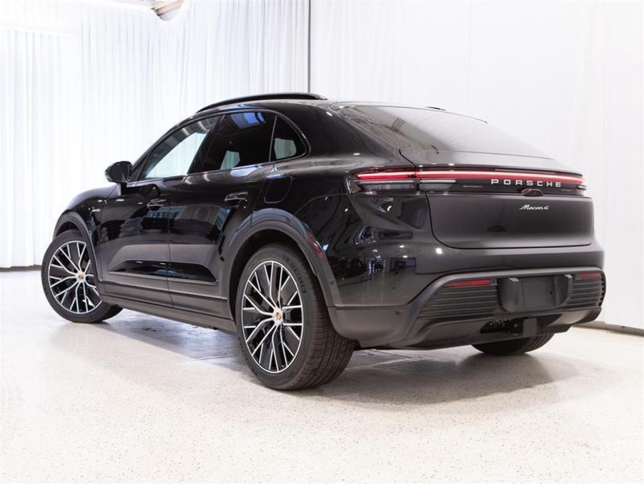 2025 Porsche Macan Electric 4 AWD Photo2