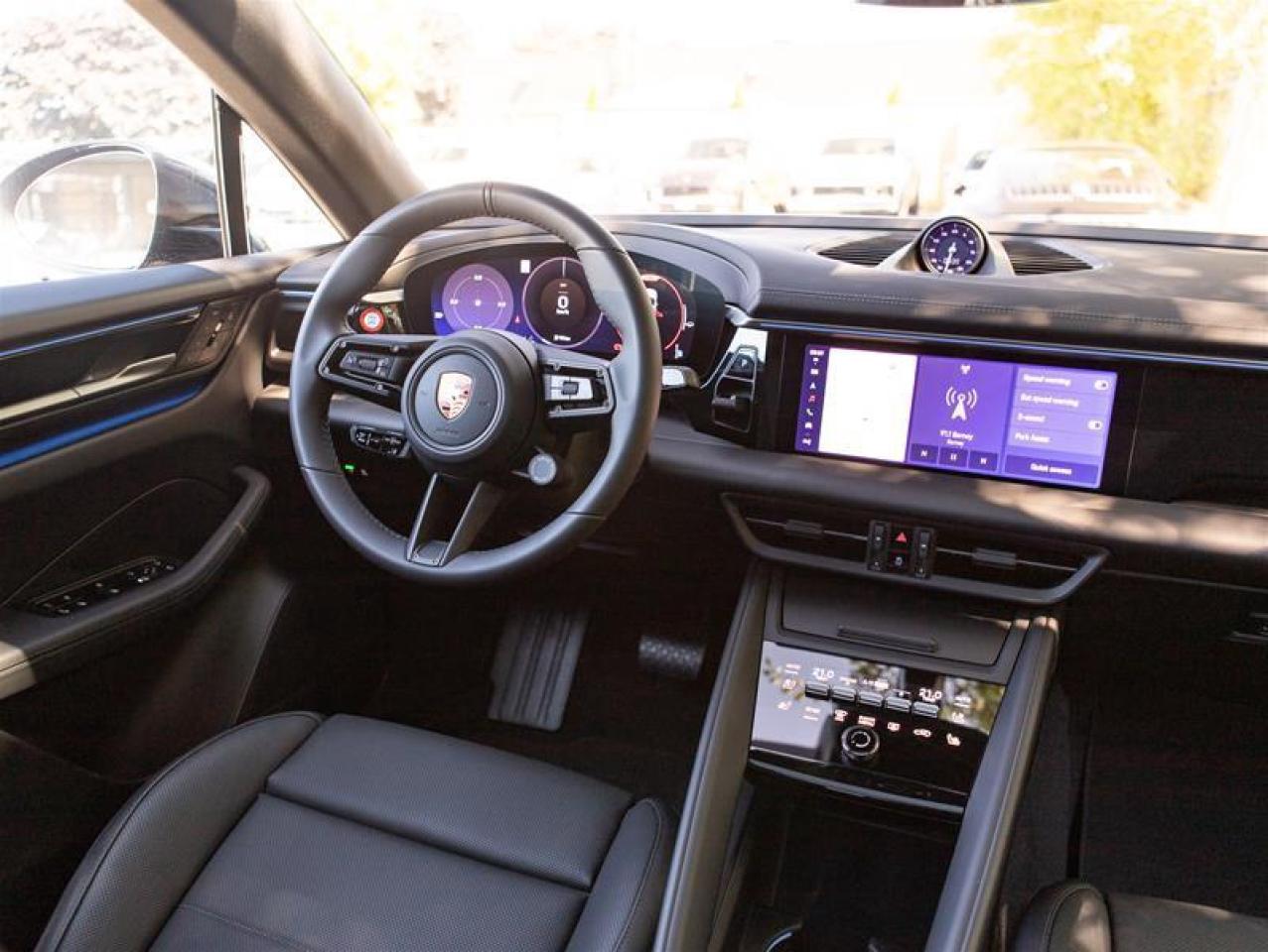 2025 Porsche Macan Electric 4 AWD Photo