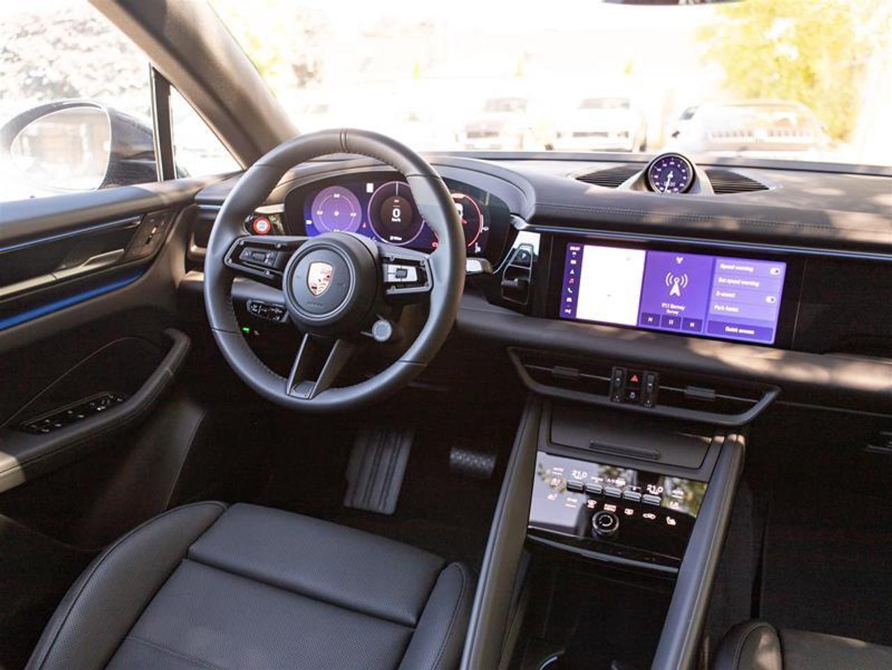 2025 Porsche Macan Electric 4 AWD Photo