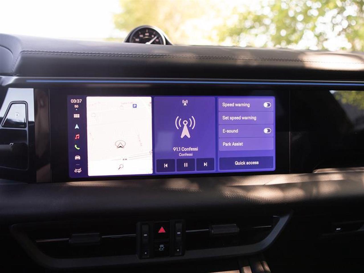 2025 Porsche Macan Electric 4 AWD Photo