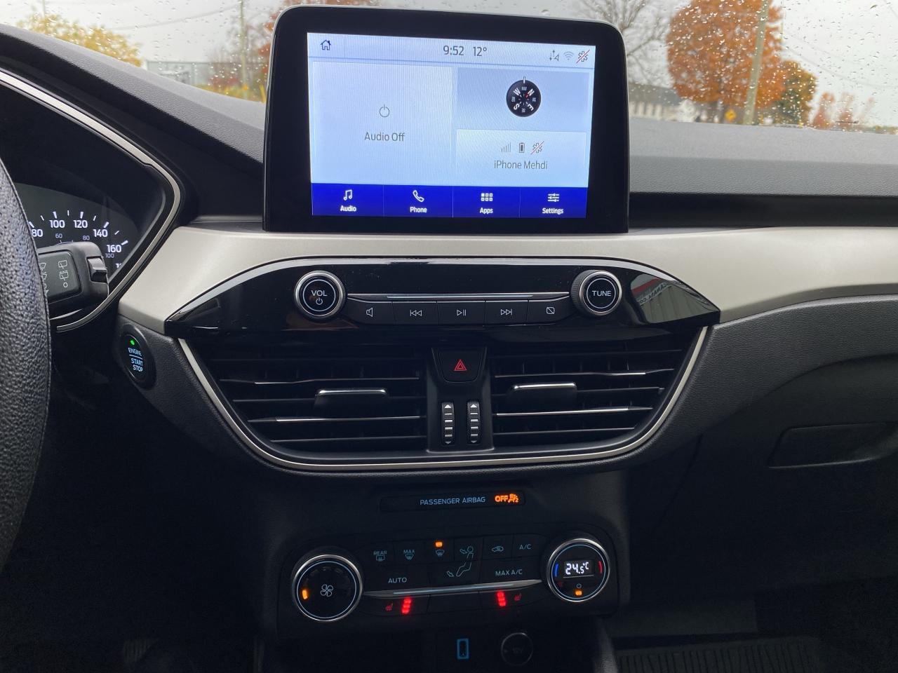 2020 Ford Escape SE, Apple Carplay, Nav, FWD Photo