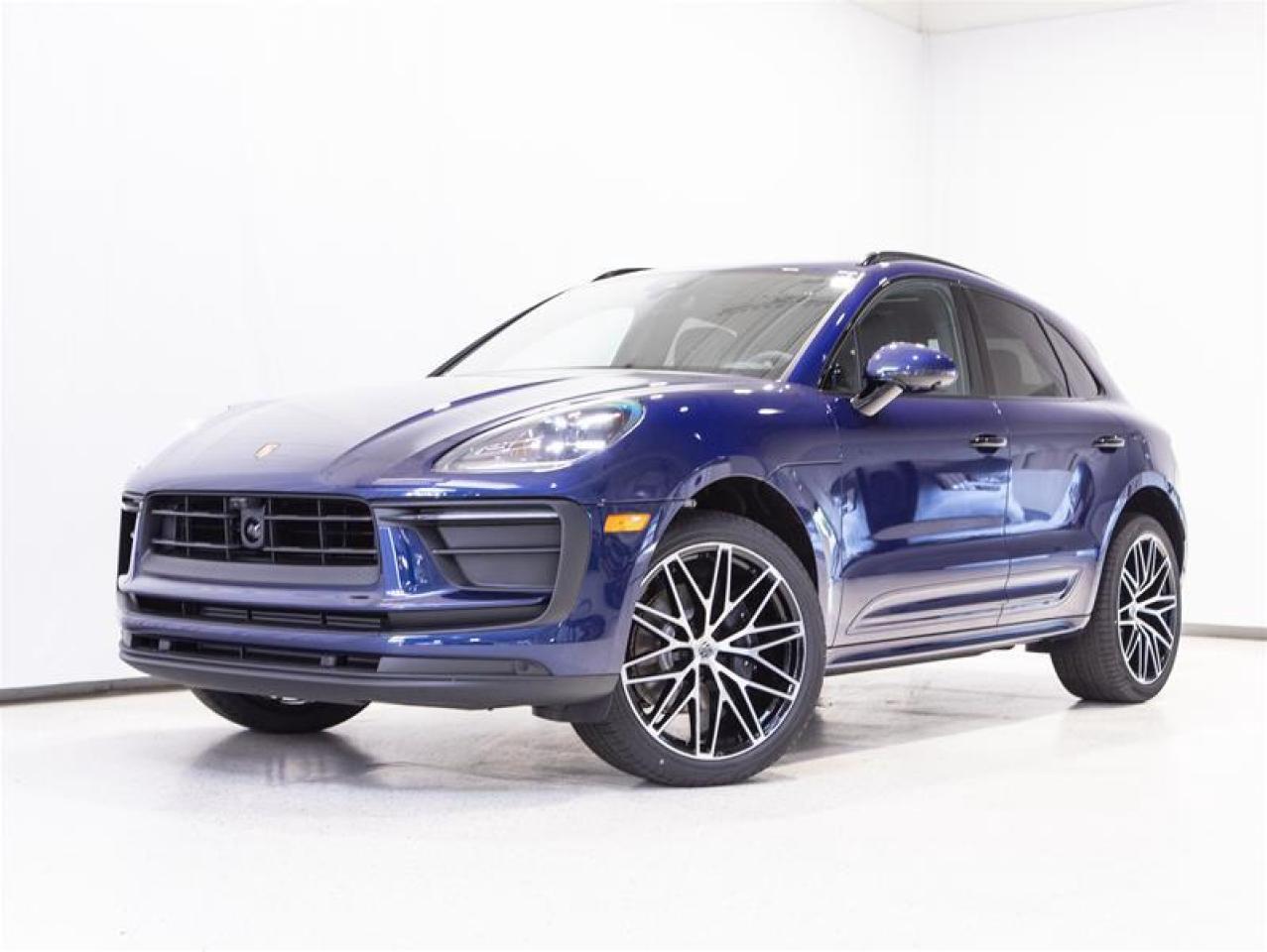 2025 Porsche Macan AWD Photo0