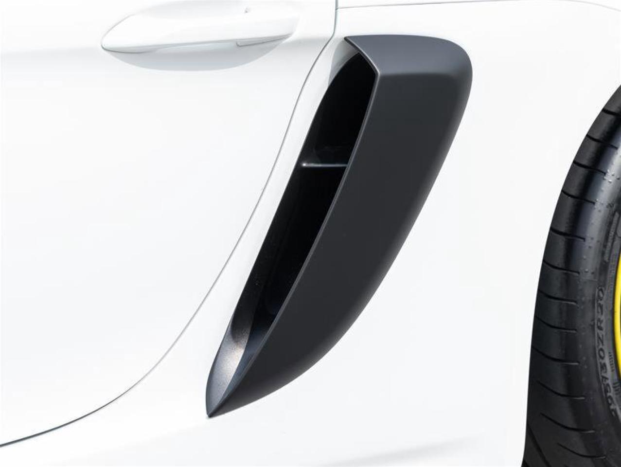 2025 Porsche 718 Cayman GT4 RS Coupe Front Axle Lift System PCCB Extended Photo