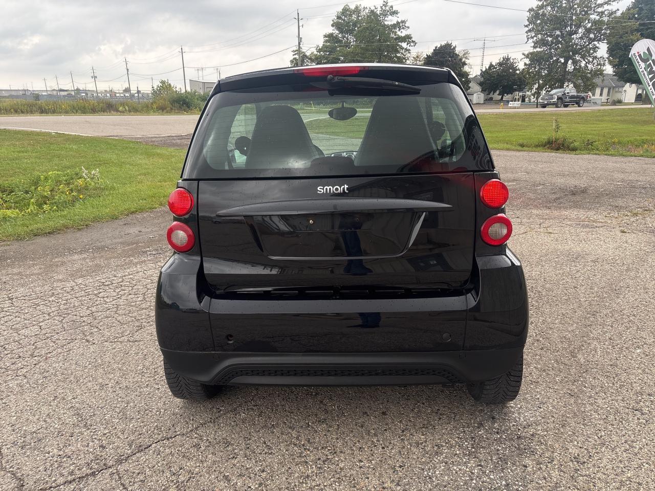 2013 Smart fortwo 2dr Cpe Pure Photo4