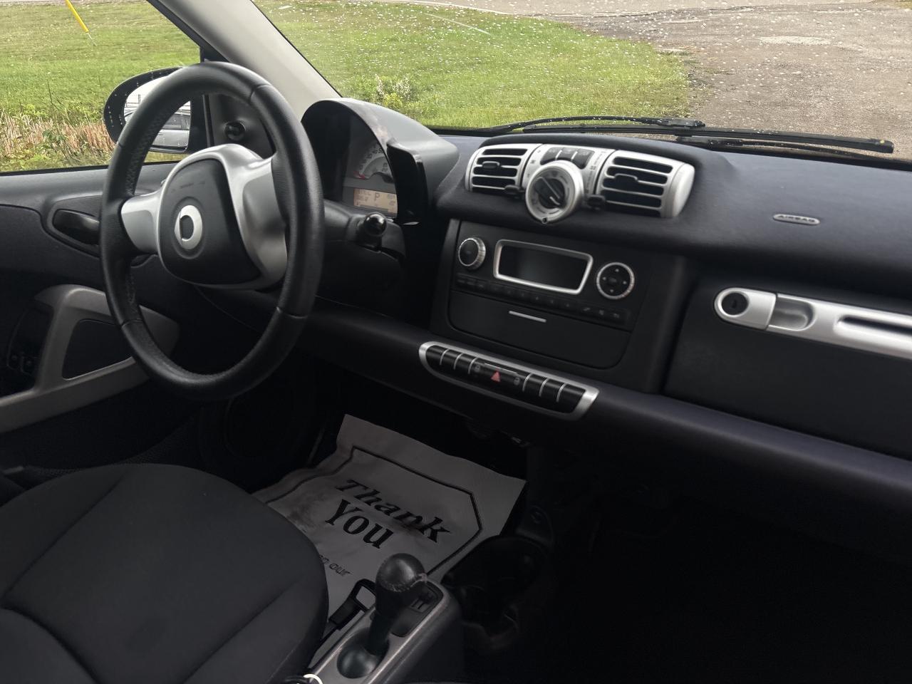 2013 Smart fortwo 2dr Cpe Pure Photo