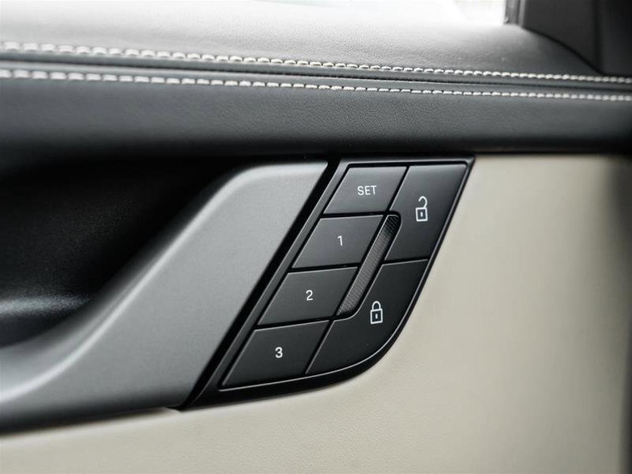 2025 Porsche 911 Carrera Cabriolet Premium Pkg w/ Remote ParkAssist Photo