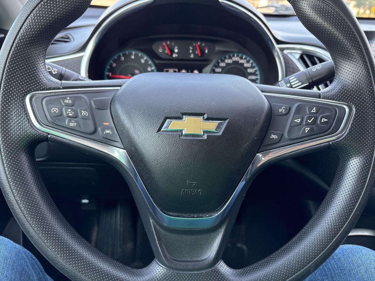 2021 Chevrolet Malibu LT, Apple Carplay! Photo