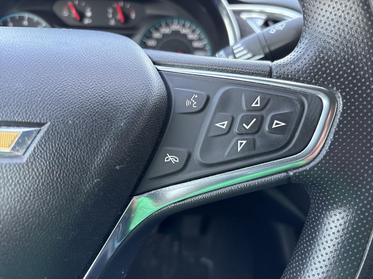 2021 Chevrolet Malibu LT, Apple Carplay! Photo