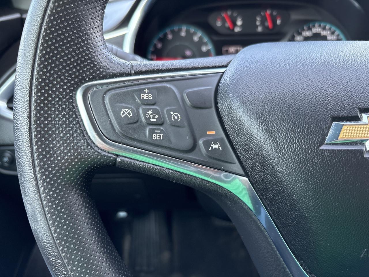 2021 Chevrolet Malibu LT, Apple Carplay! Photo