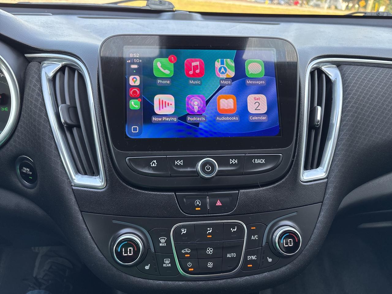 2021 Chevrolet Malibu LT, Apple Carplay! Photo