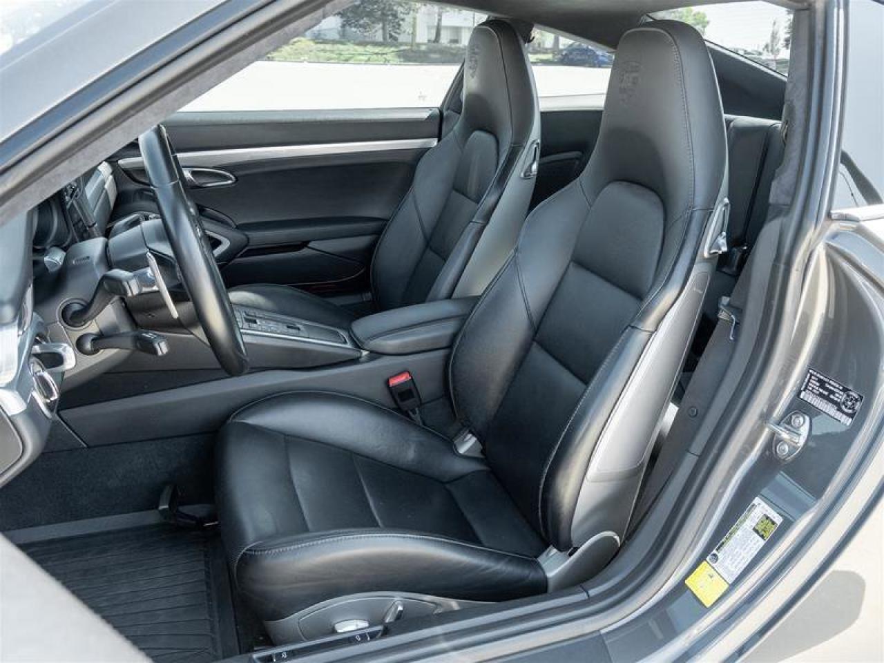 2017 Porsche 911 Carrera 4 Existing Warranty Valid Until May 2026 E Photo