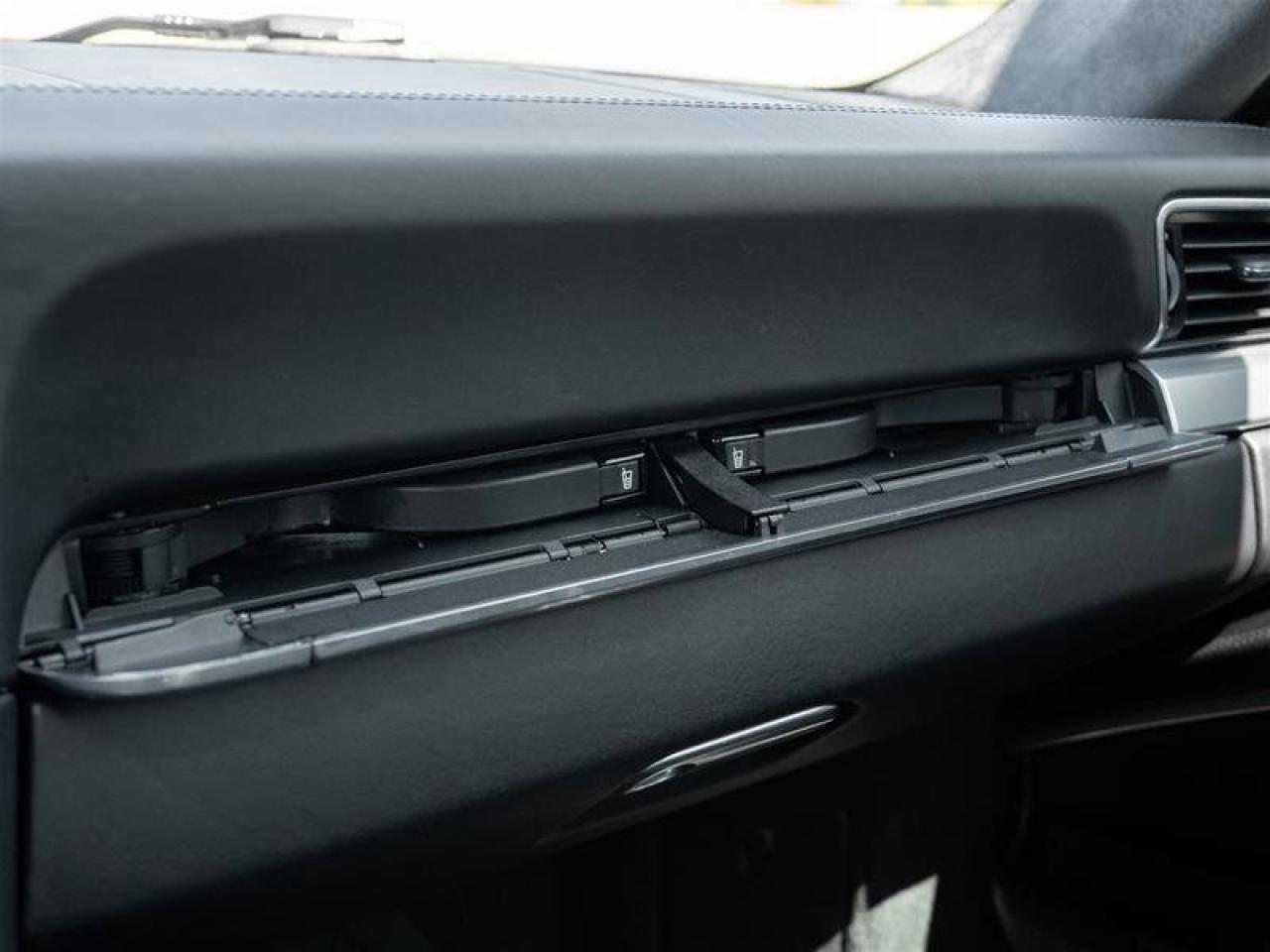 2017 Porsche 911 Carrera 4 Existing Warranty Valid Until May 2026 E Photo