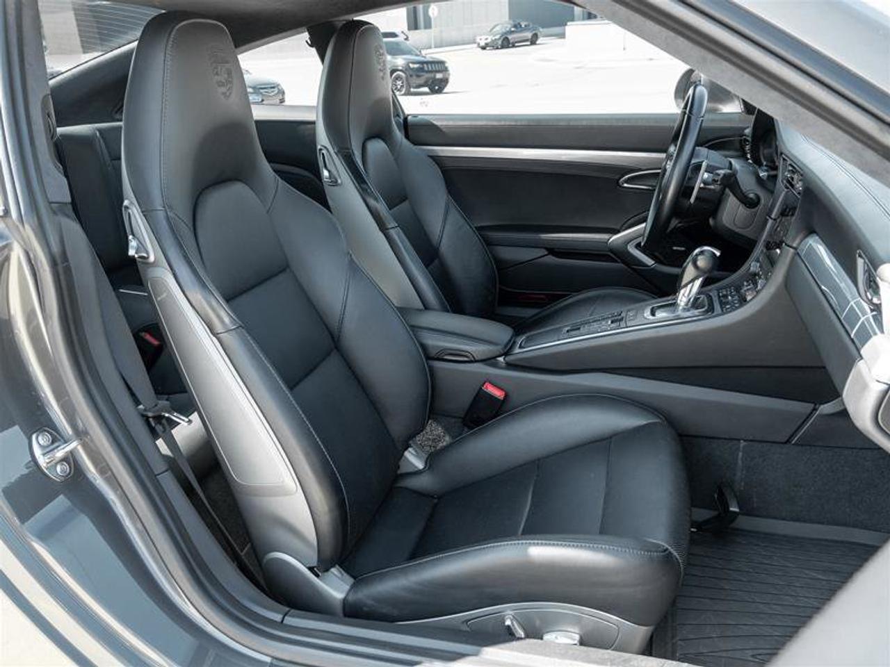 2017 Porsche 911 Carrera 4 Existing Warranty Valid Until May 2026 E Photo