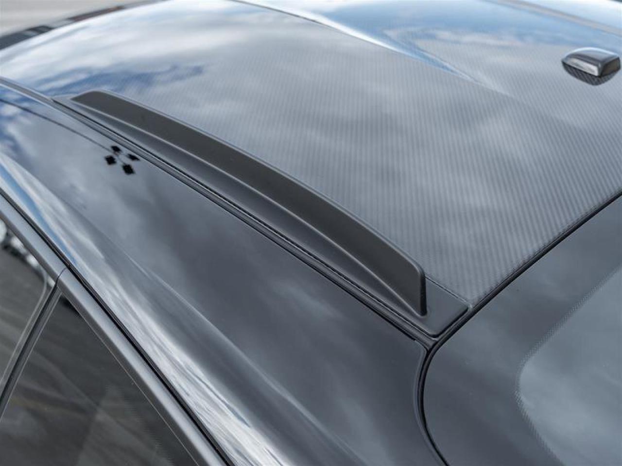 2025 Porsche 911 GT3 RS PCCB w/Calipers in High Gloss Black Front A Photo